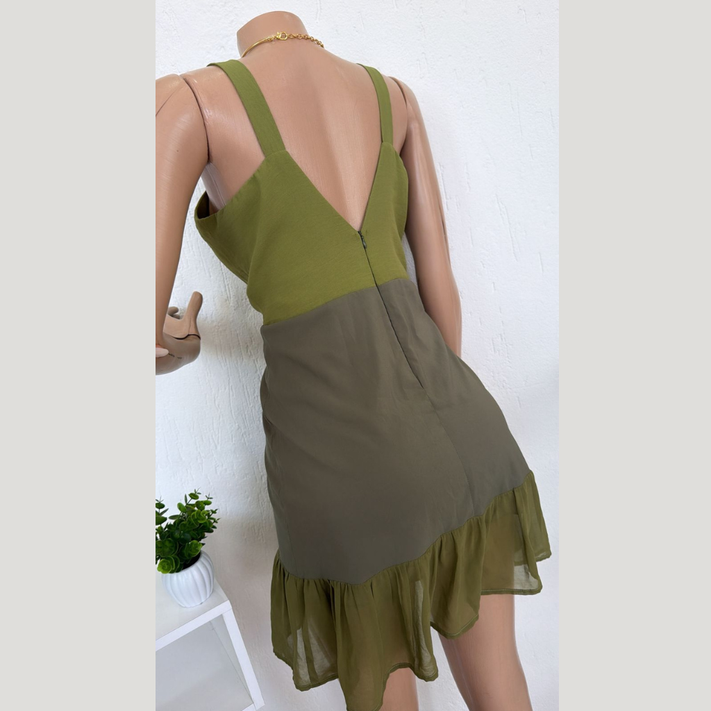 Vestido em Tecido Duna Fluido - Cores Verde Oliva e Militar - Imagem 3