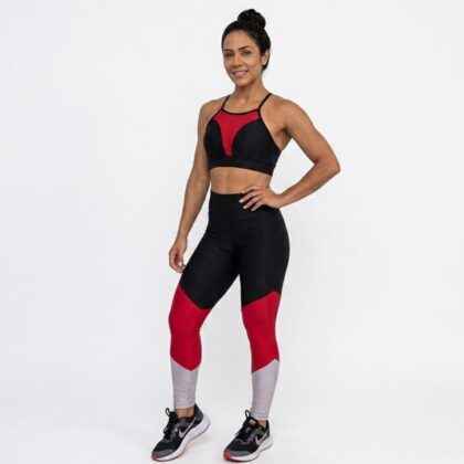 Conjunto Fitness Tricolor Moderno Cintura Alta com Top Trançado